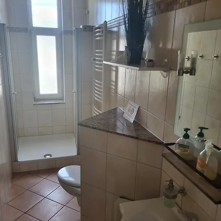 Im 1og Mit Klima Bis 6 Personen Apartament Osterburg