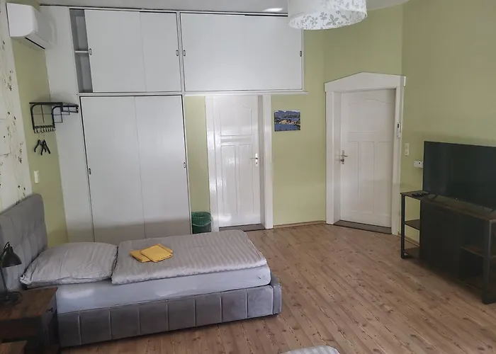 Im 1og Mit Klima Bis 6 Personen *