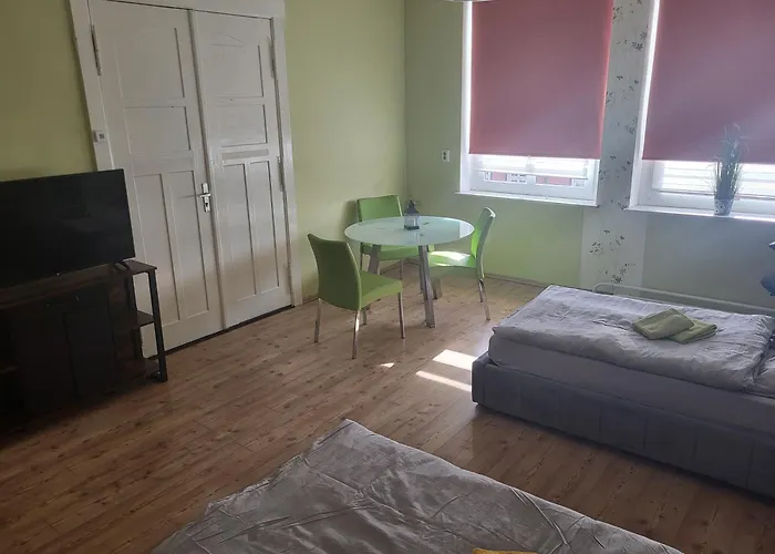 Im 1og Mit Klima Bis 6 Personen Apartman *